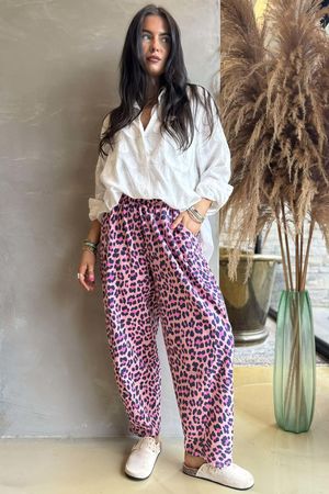 Lagen Zanzibar Seamed Tapered Barrel Pant Candy & Navy